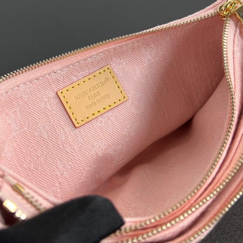 LV Pochette