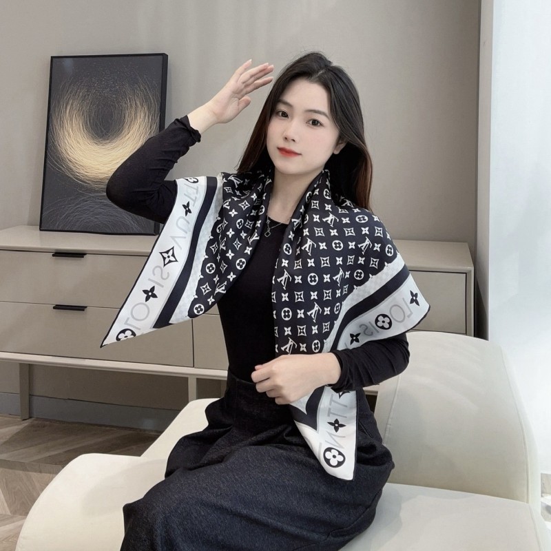 LV Scarf