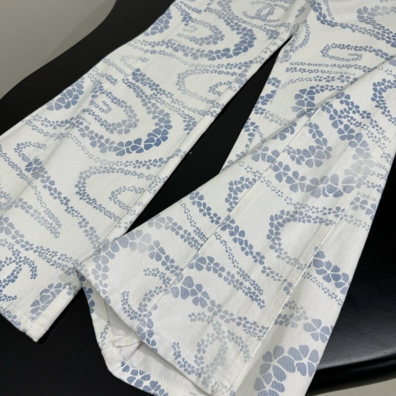 Chanel Jeans