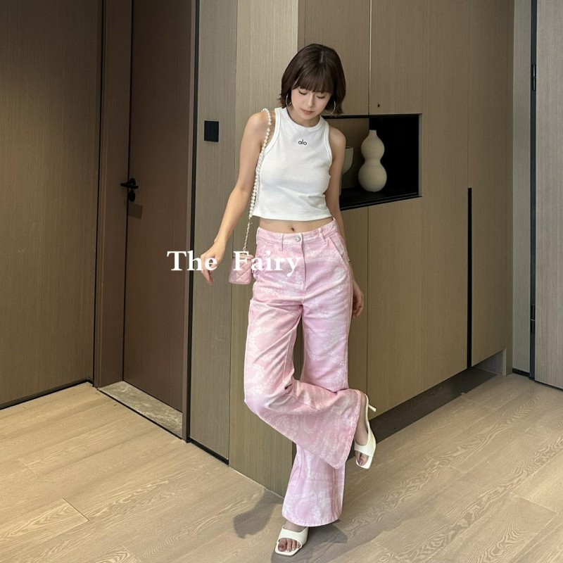 Chanel Jeans