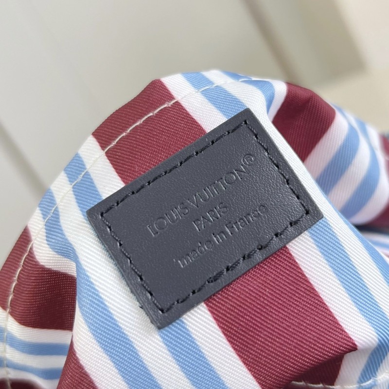 LV Keepall 25