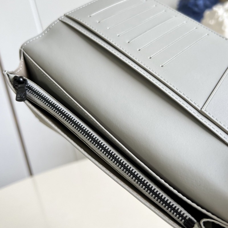 LV Long Wallet
