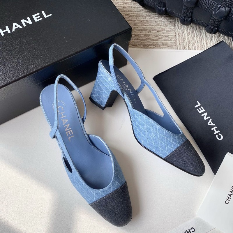 Chanel Flats & Heels Sandals 