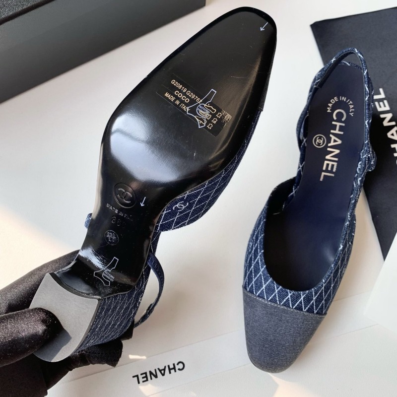 Chanel Flats & Heels Sandals 