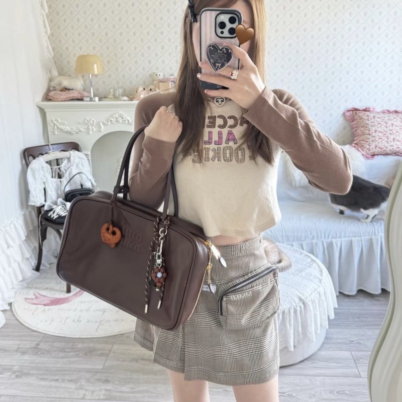 MiuMiu 公文包