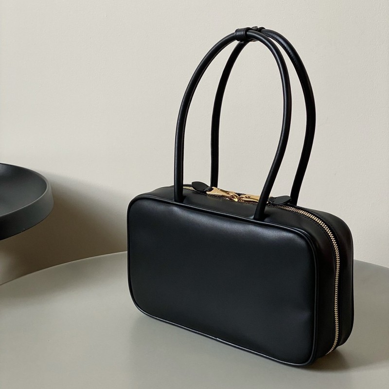 MiuMiu 公文包