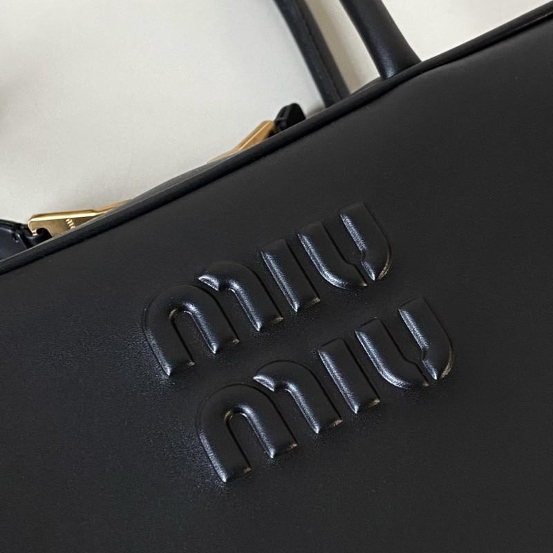 MiuMiu 公文包