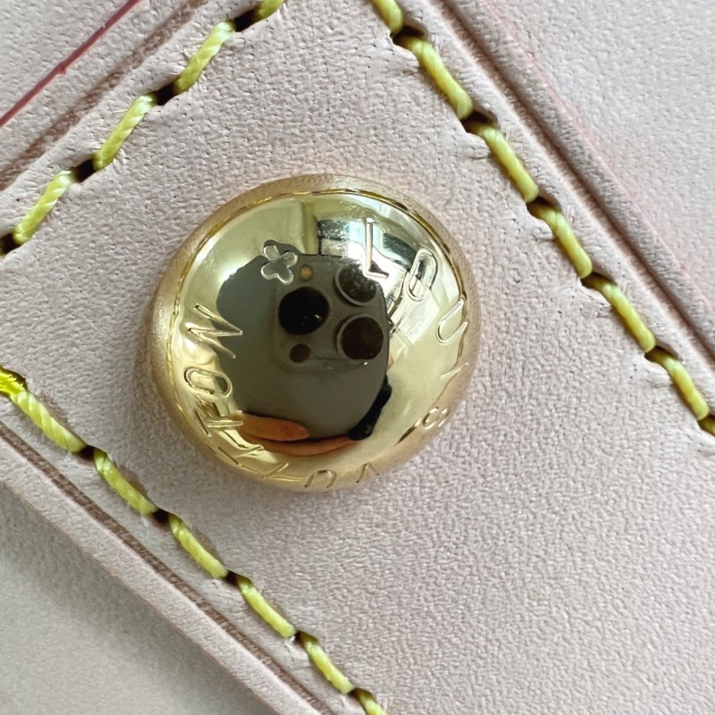 LV Alma BB