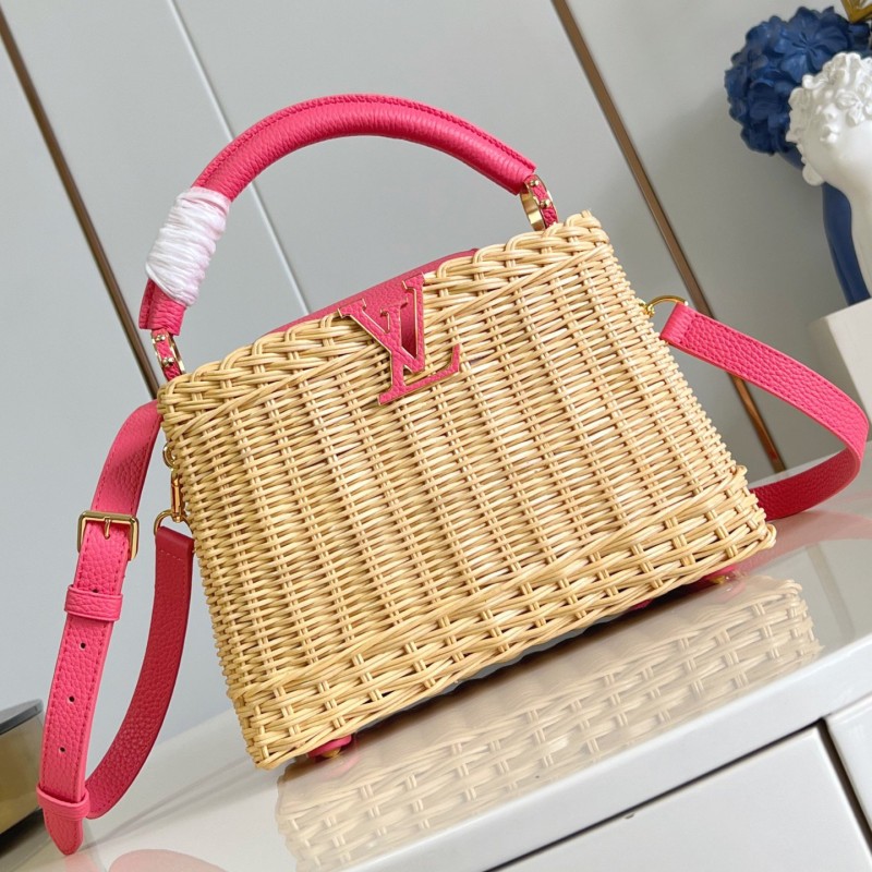 LV Capucines 