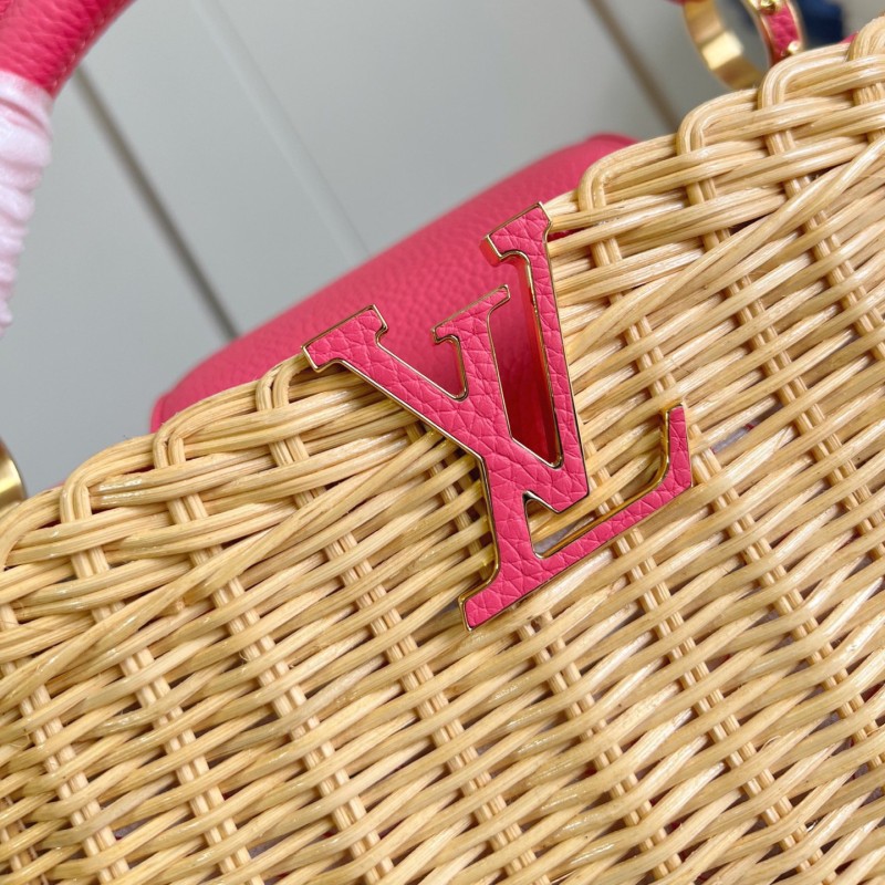 LV Capucines 