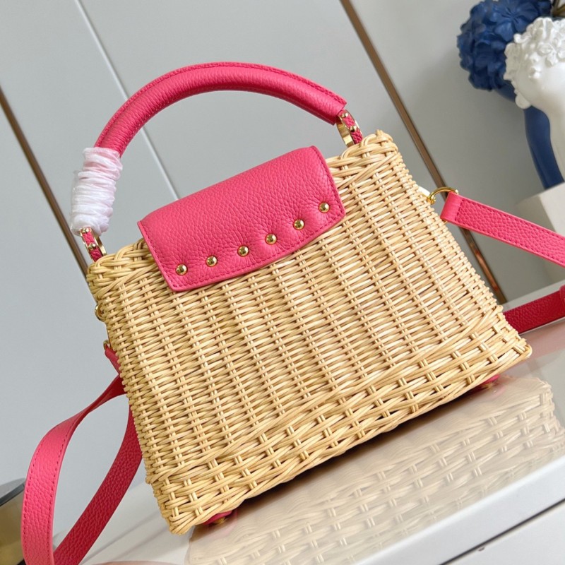 LV Capucines 
