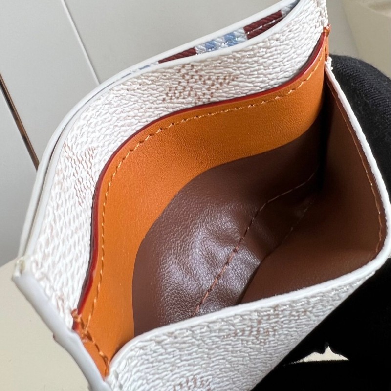 LV Cardholder