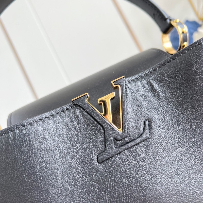 LV Capucines Souple