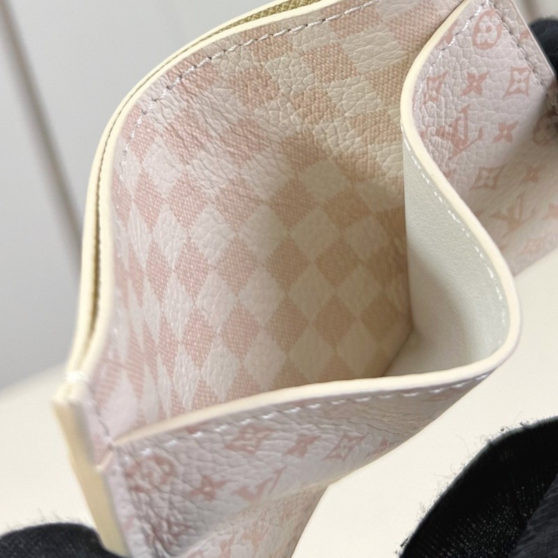 LV Cardholder