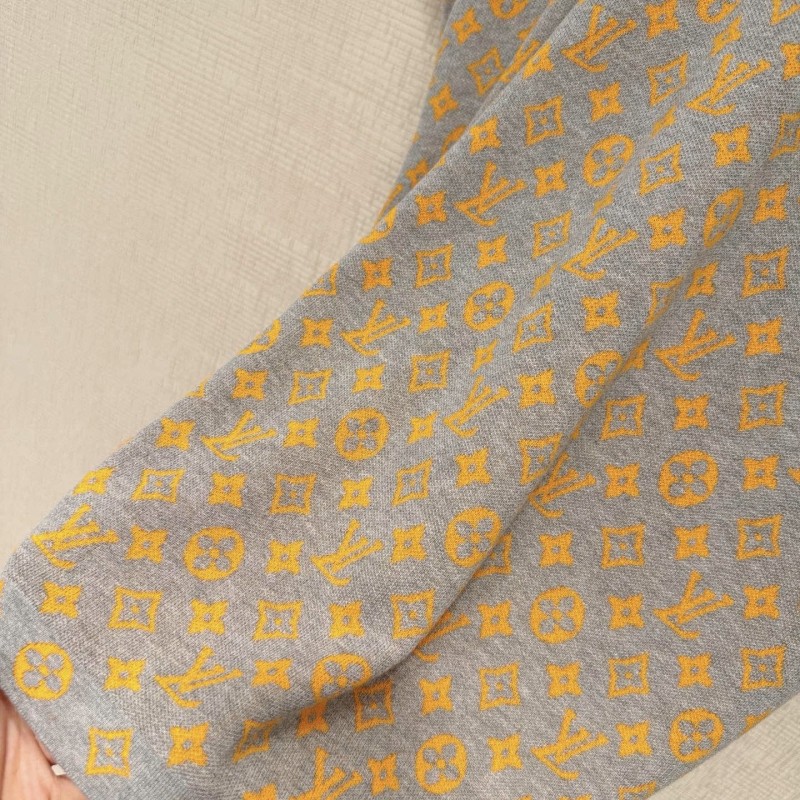 LV Tee