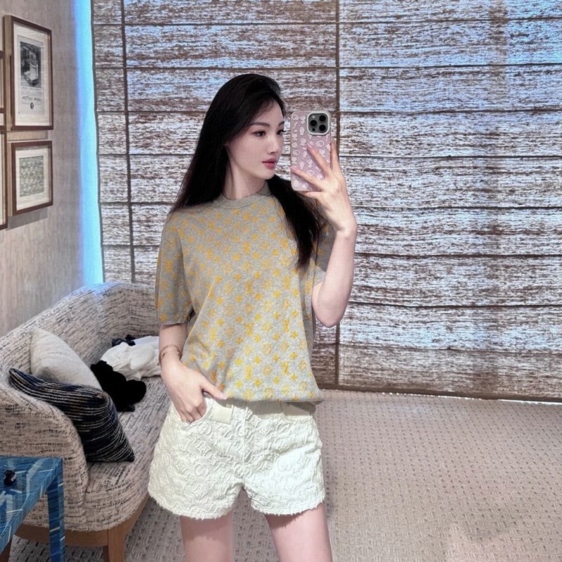 LV Tee