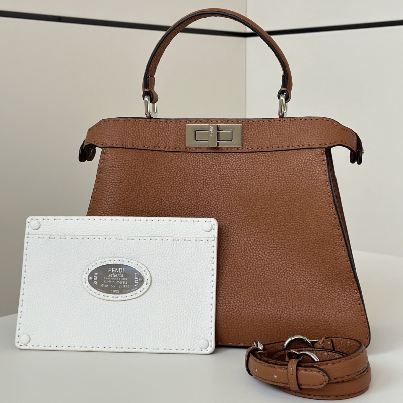 Fendi Handbags 中号
