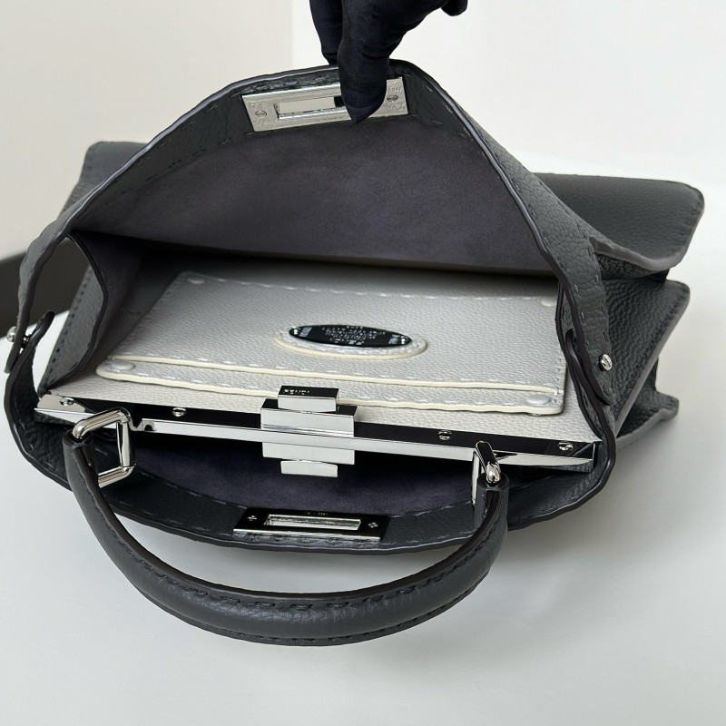 Fendi Handbags 中号