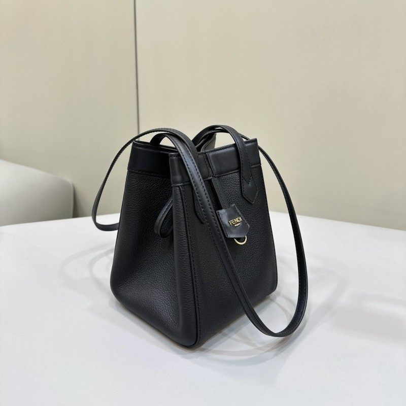 Fendi 折叠包