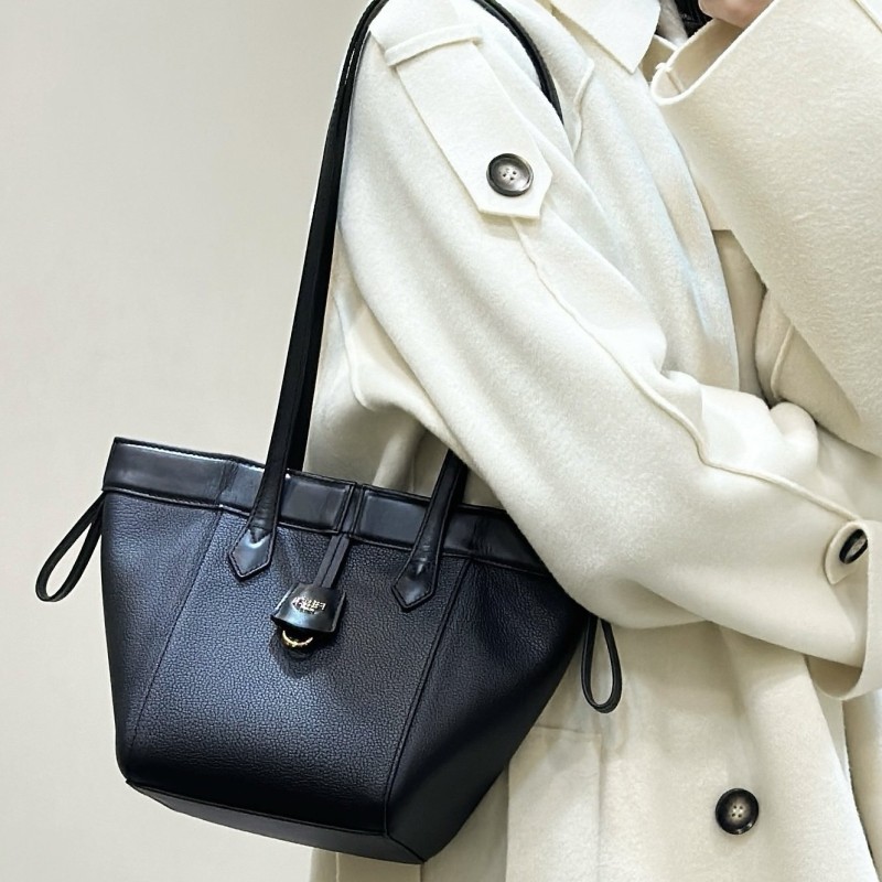 Fendi 折叠包