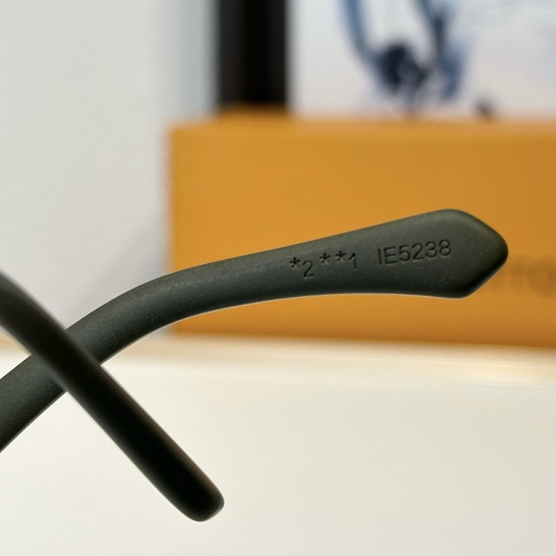 LV Sunglasses 
