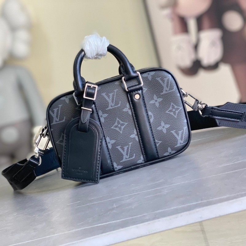 LV Nano Porte Document Voyage
