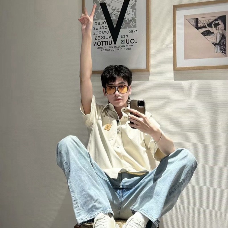 LV Shirts 