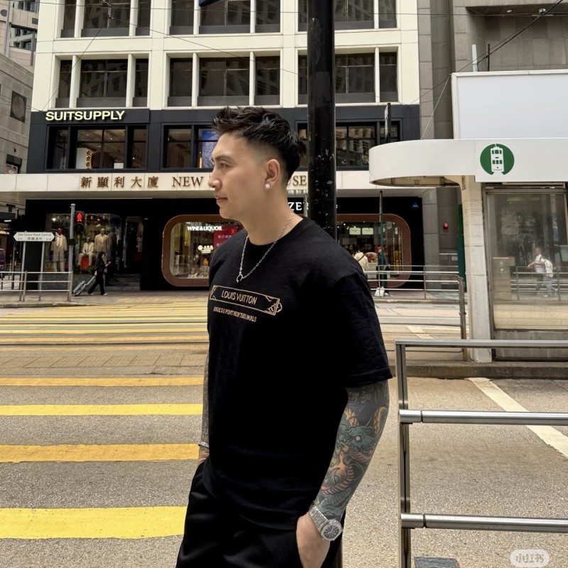 LV Unisex Tee