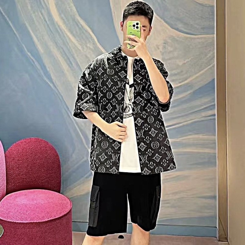 LV Unisex Shorts 