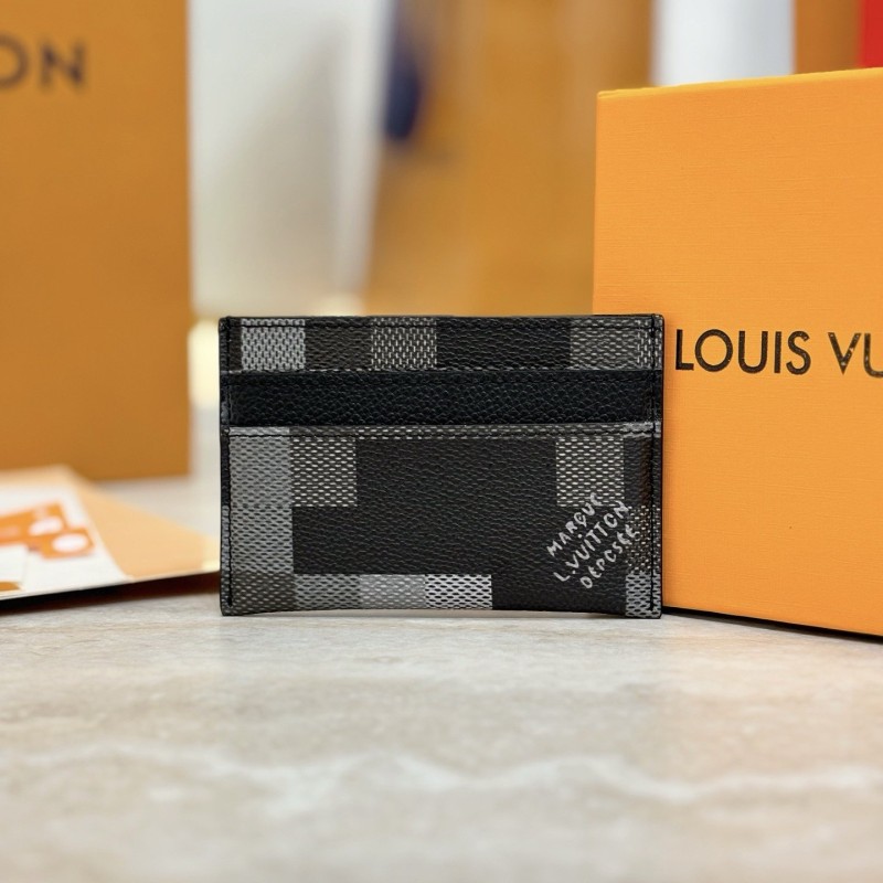 LV Cardholder / Wallet 