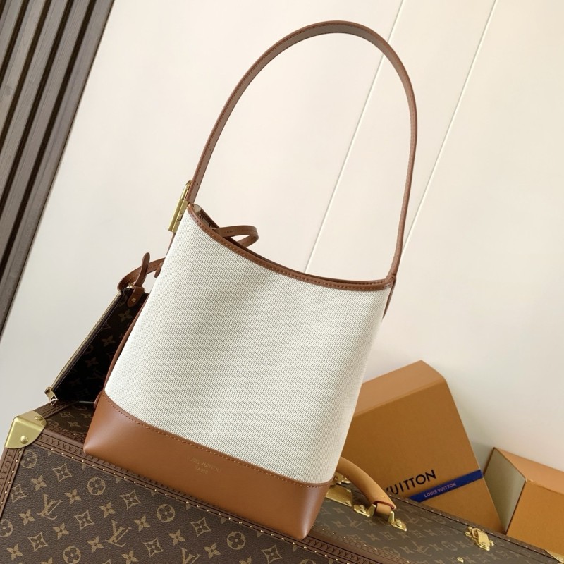 LV Low Key Hobo