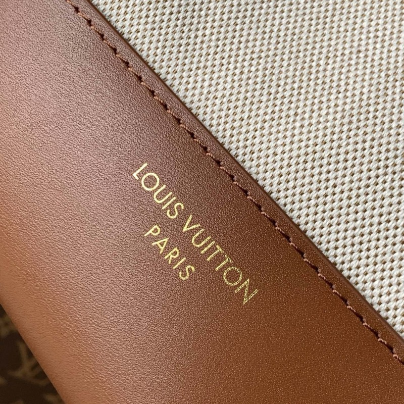 LV Low Key Hobo