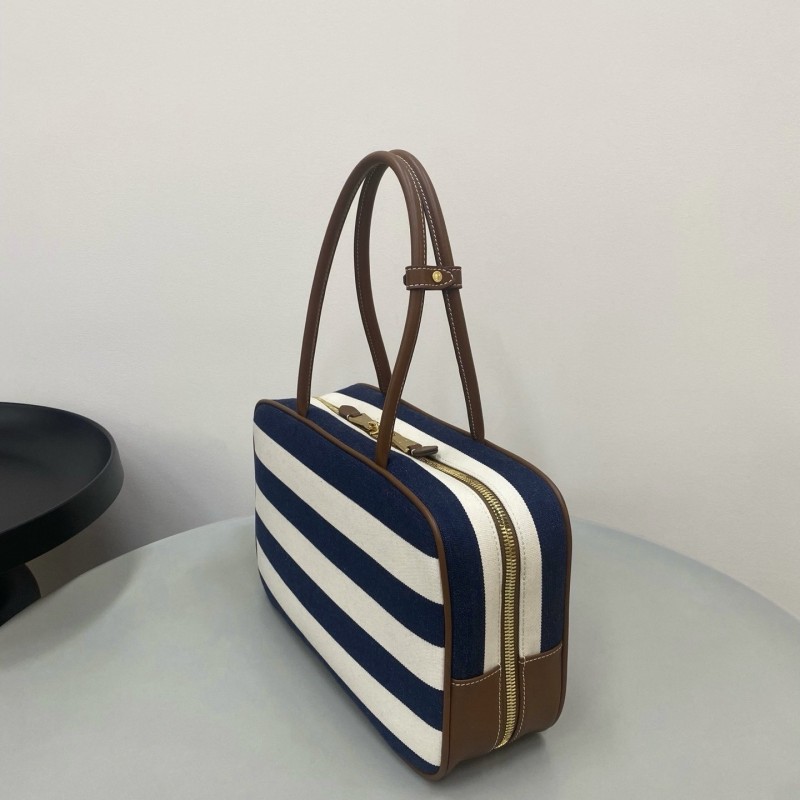 MiuMiu 公文包