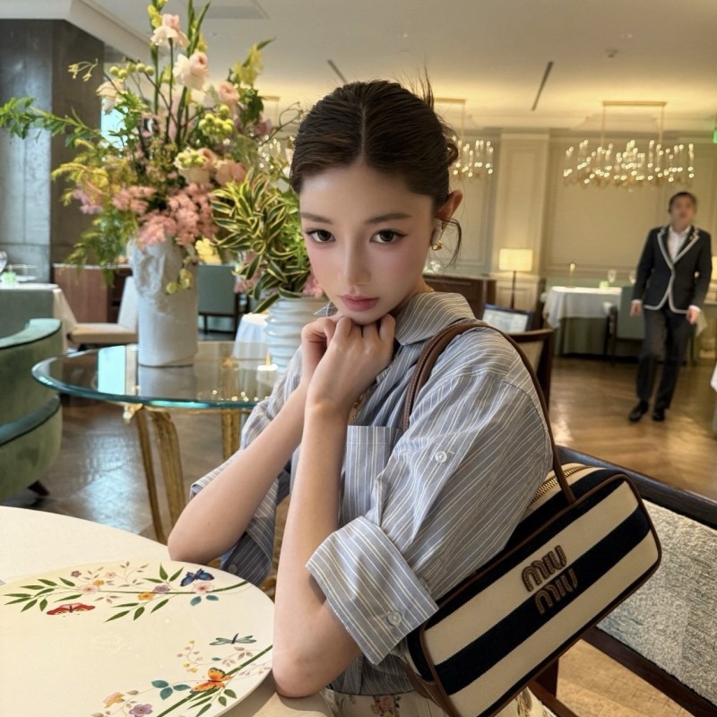 MiuMiu Beau 保龄球包