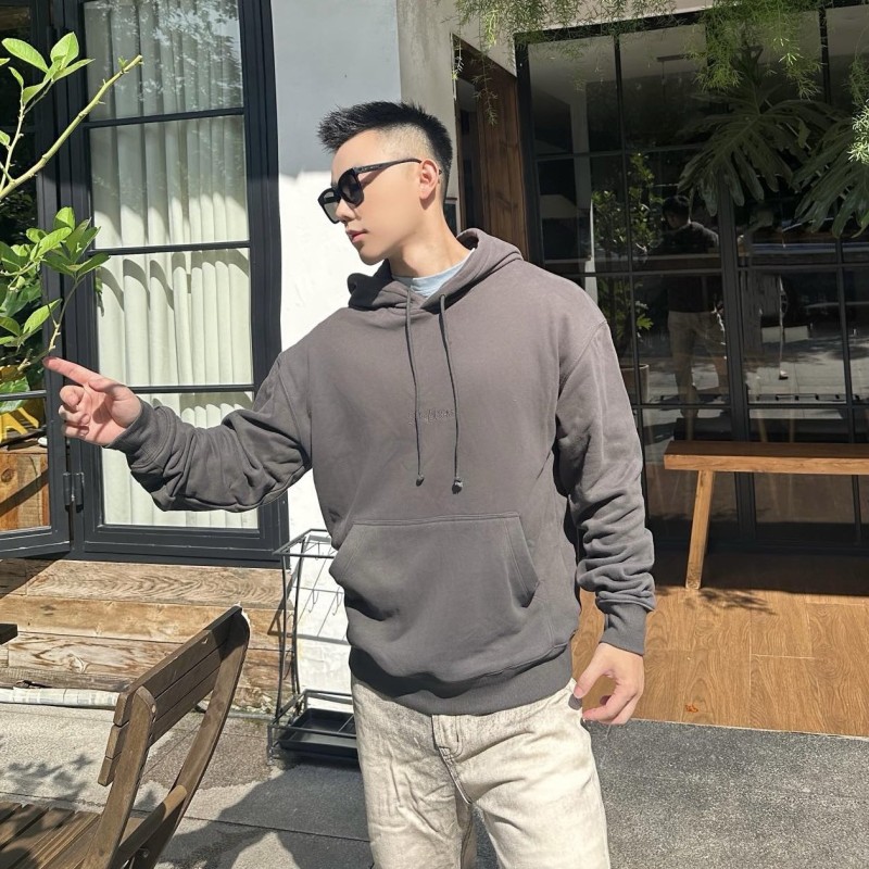 Top 上装
