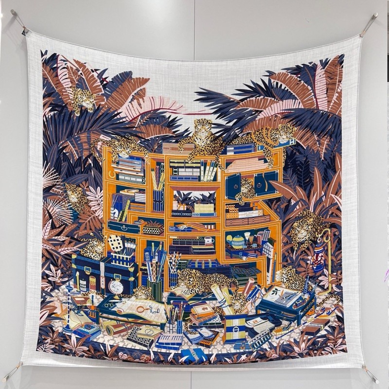 Hermes Shawl