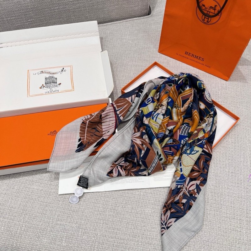 Hermes Shawl