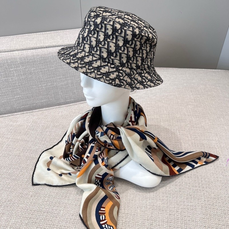 Hermes Shawl