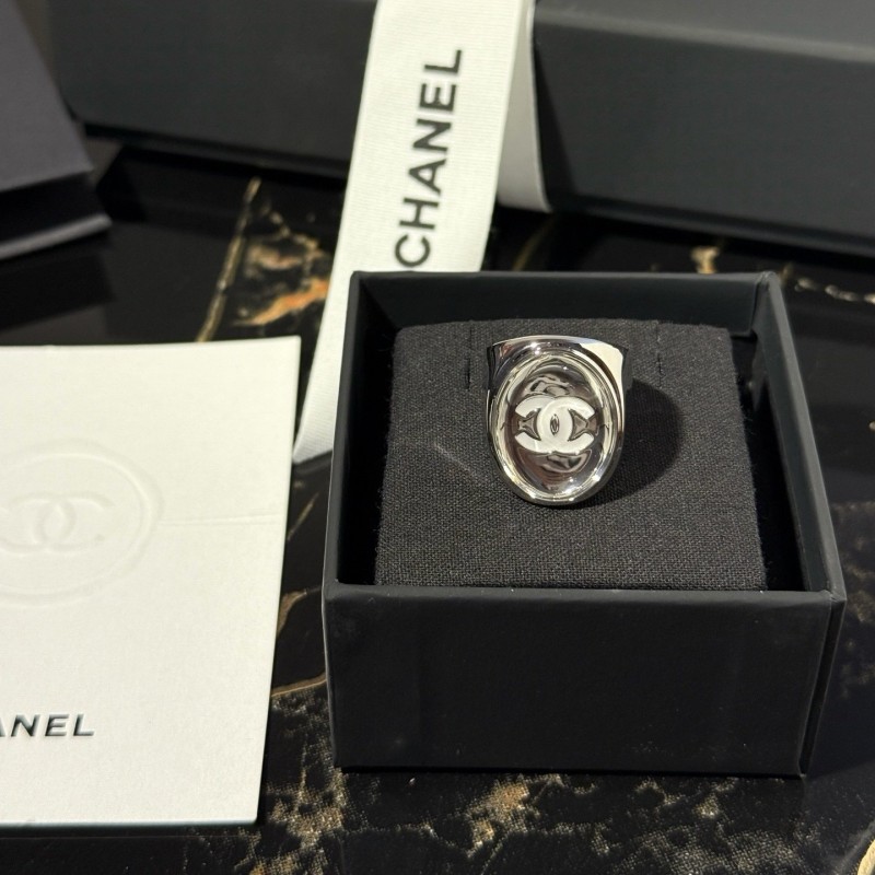 Chanel Ring