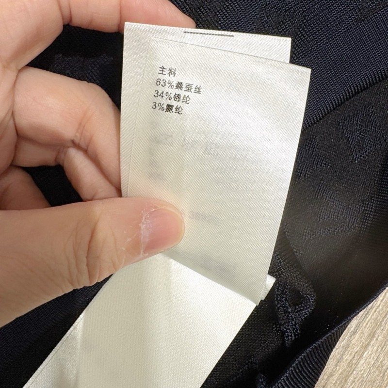 LV Tee