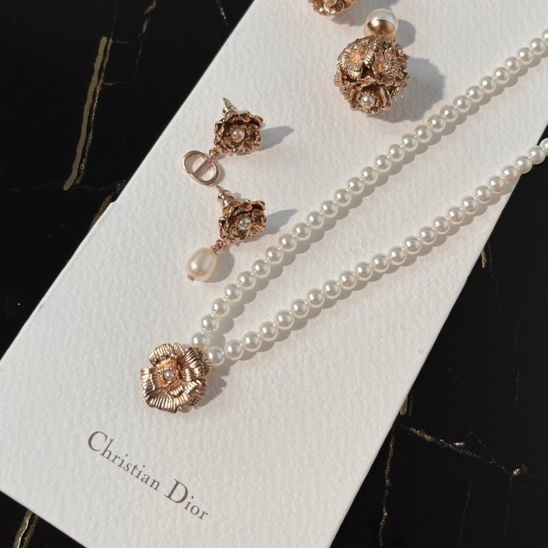 Dior Necklace 