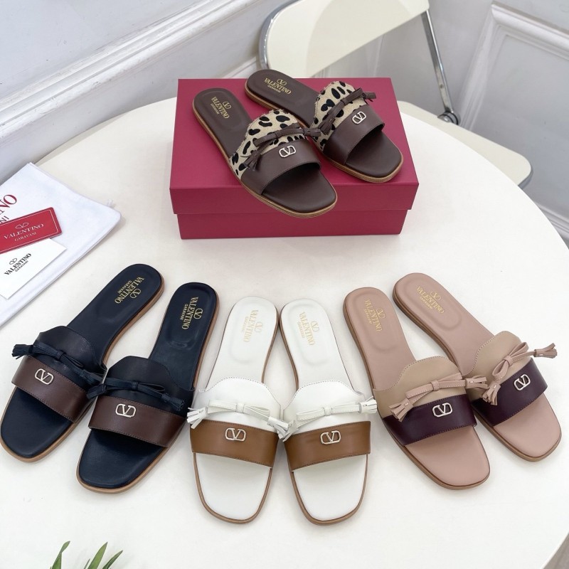 Valentino Flat