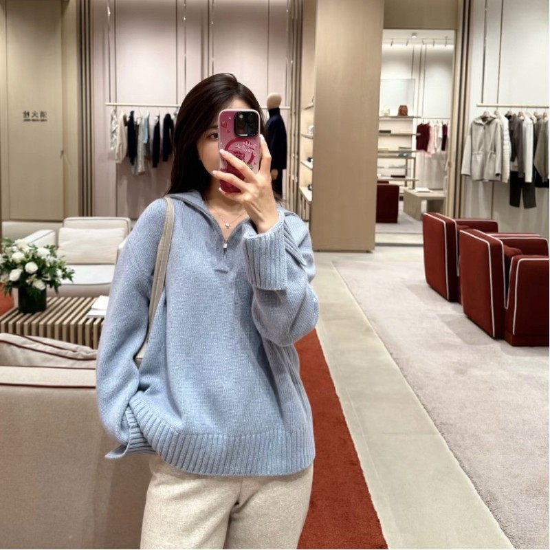 Loro Piana Sweater 