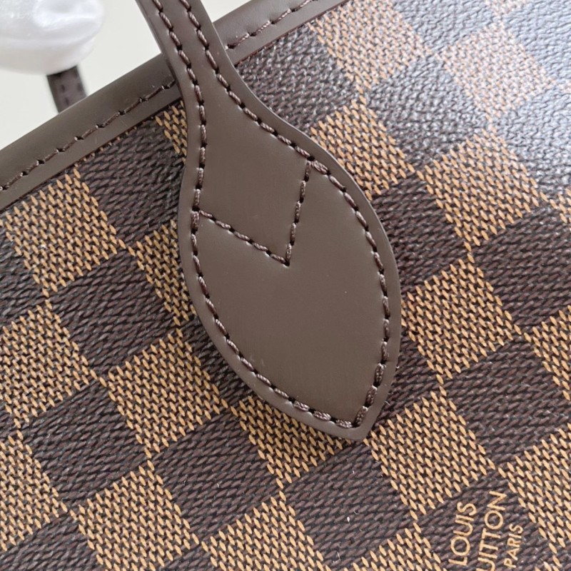 LV Neverfull 