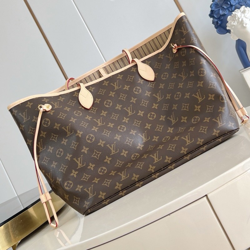 LV Neverfull 