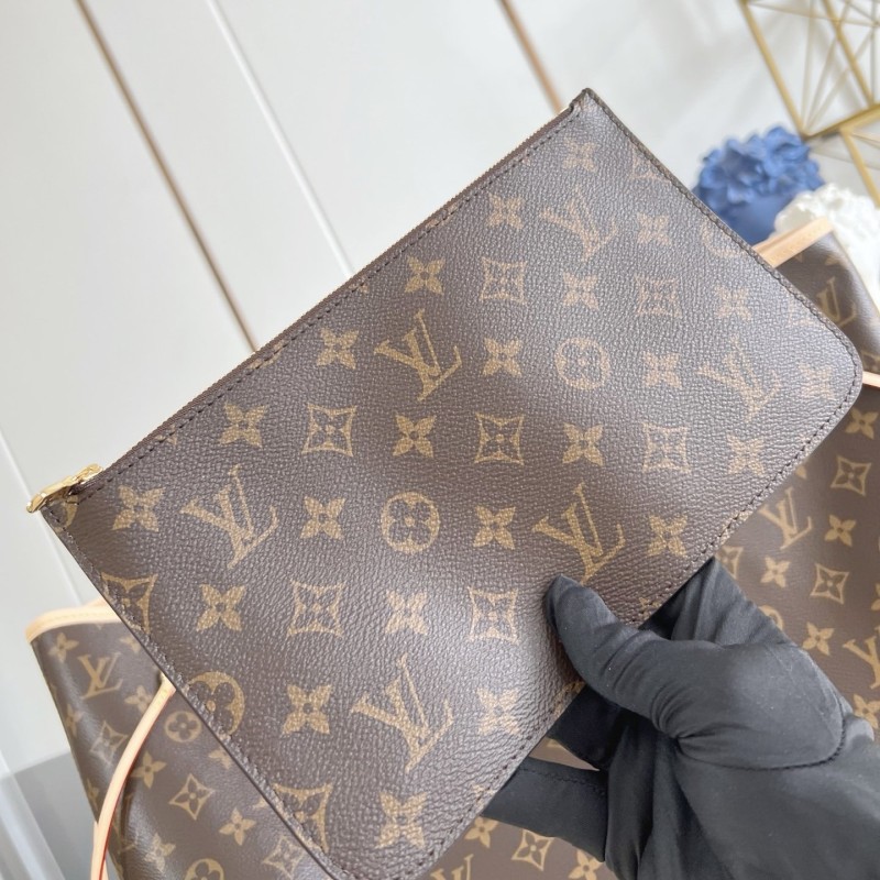 LV Neverfull 