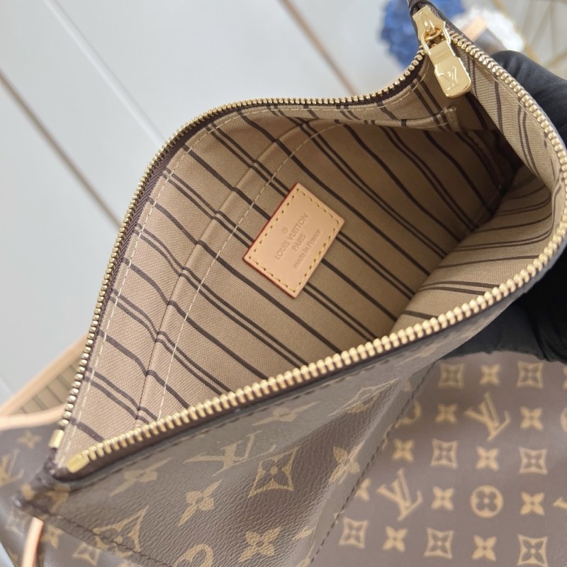 LV Neverfull 
