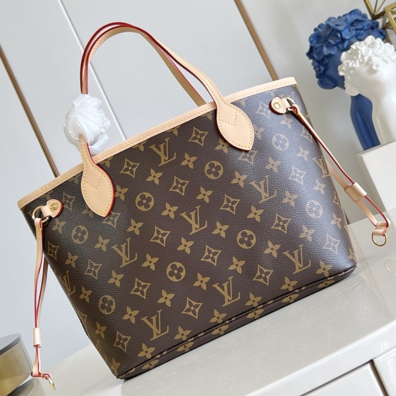 LV Neverfull 