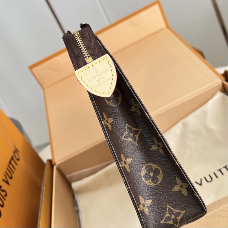 LV Poche Toilette