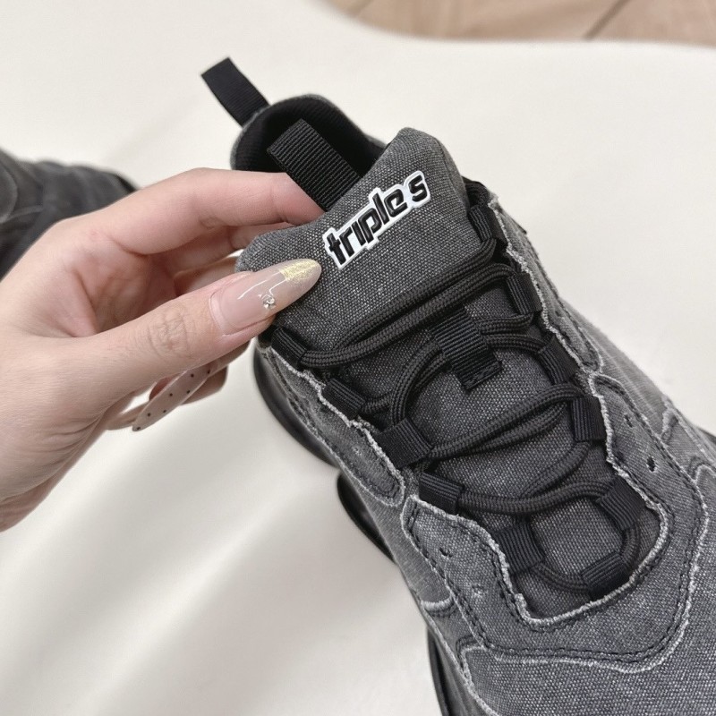 Balenciaga Unisex Sneaker